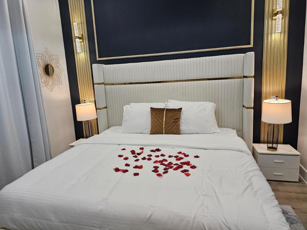 ヒューストン Elegant 3Br Haven- Games, Luxury & Lush Gardenヴィラ エクステリア 写真