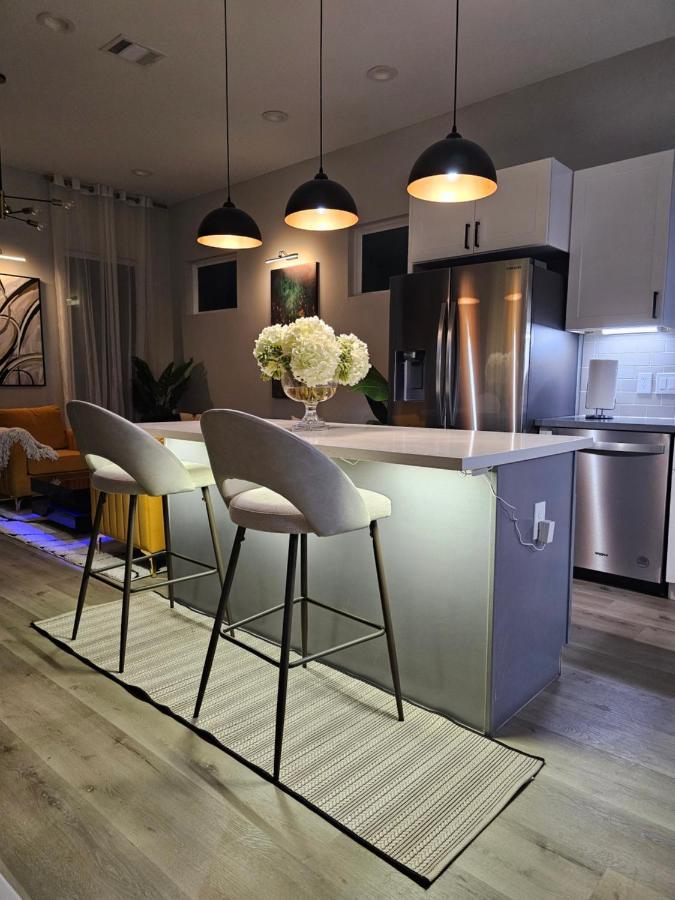 ヒューストン Elegant 3Br Haven- Games, Luxury & Lush Gardenヴィラ エクステリア 写真